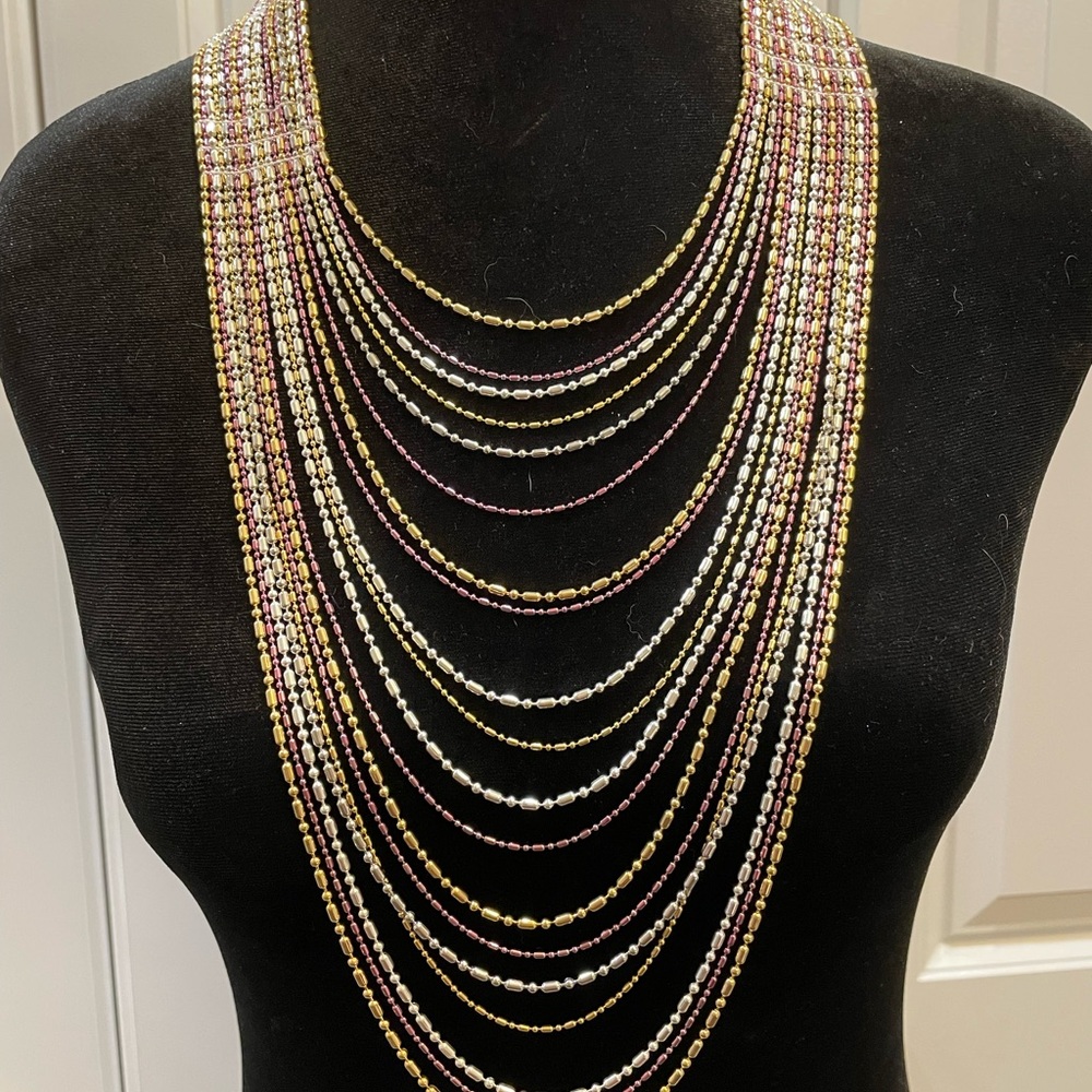 NWT Chico’s Irisado statement necklace.
